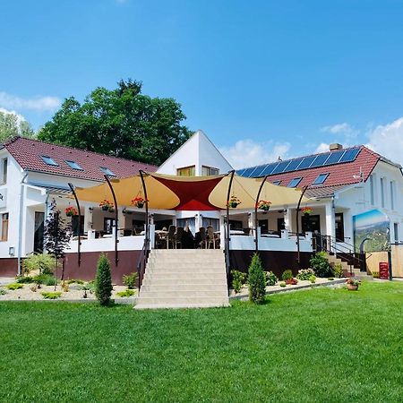 Tanyacsarda Panzio Bed & Breakfast Baja Luaran gambar