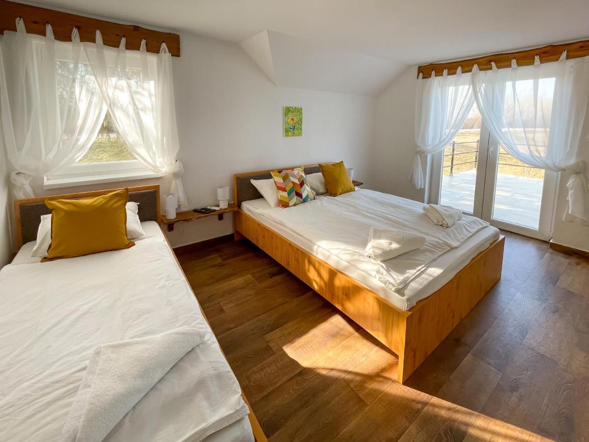 Tanyacsarda Panzio Bed & Breakfast Baja Luaran gambar